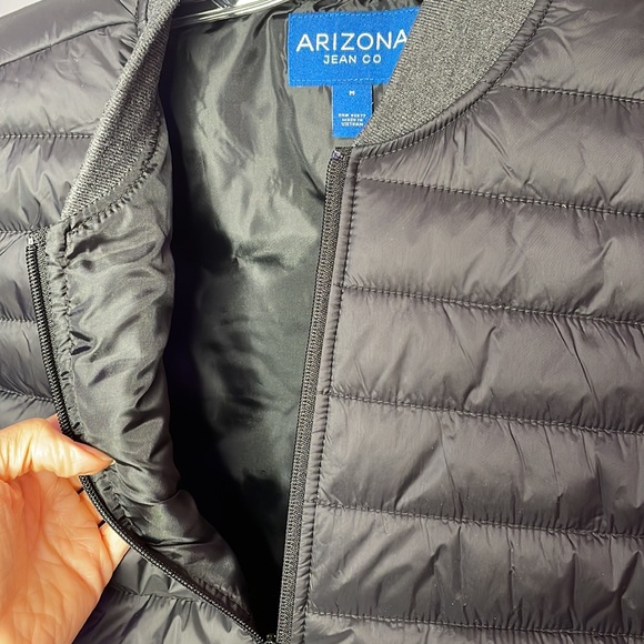 Arizona Jean Co | Black Grey Puffer Vest - Picture 6 of 8